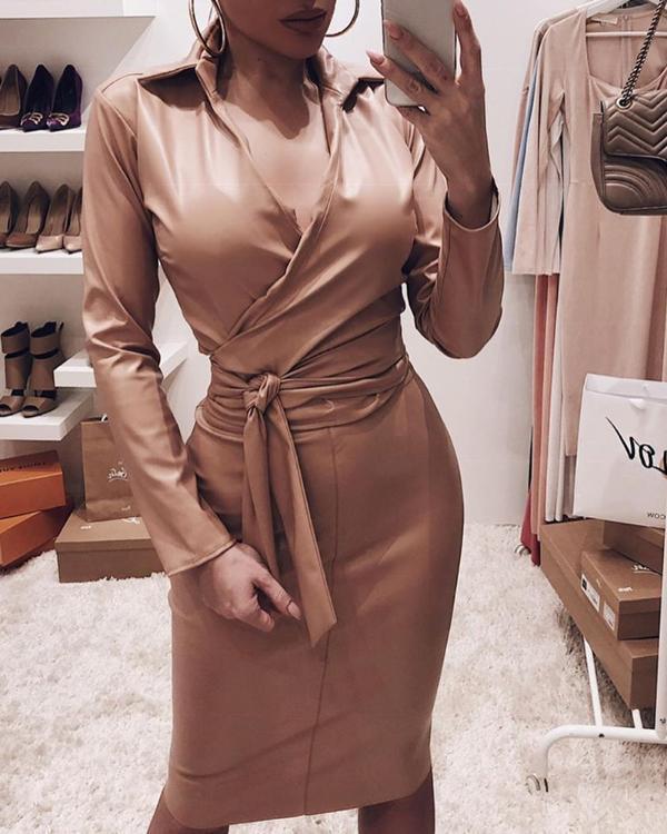 PU Lederkleid mit V-Ausschnitt – Sexy & Figurbetont